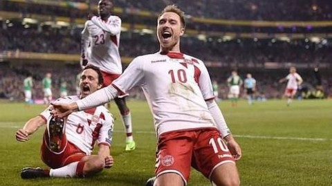 法国4-1逆转澳大利亚，吉鲁双响追平亨利